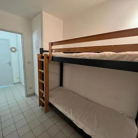 035 Vue Mer Pour 6 Personnes Dans Une Avec Piscine Gassin